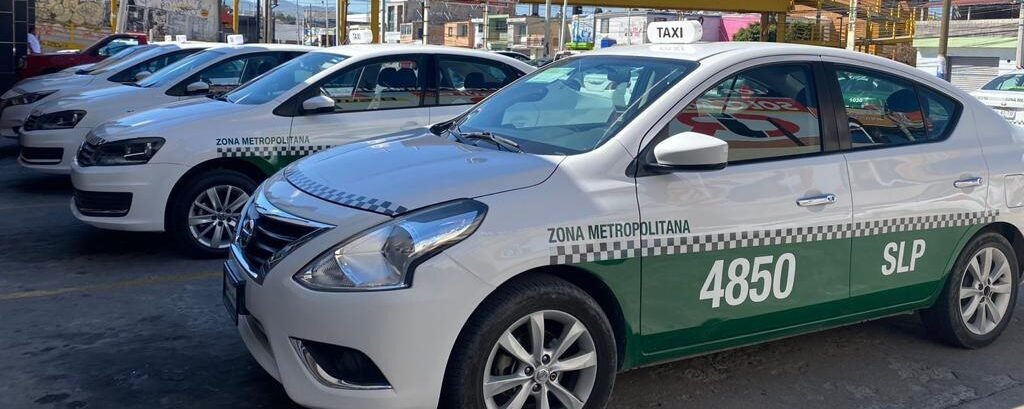 SOLO TAXISTAS QUE CUMPLIERON CON REVISTA 2022 PODRÁN COBRAR NUEVA TARIFA: SCT