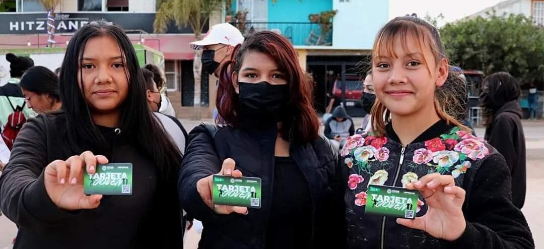 ENTREGAN MÁS DE 500 TARJETAS JÓVEN EN CIUDAD SATÉLITE