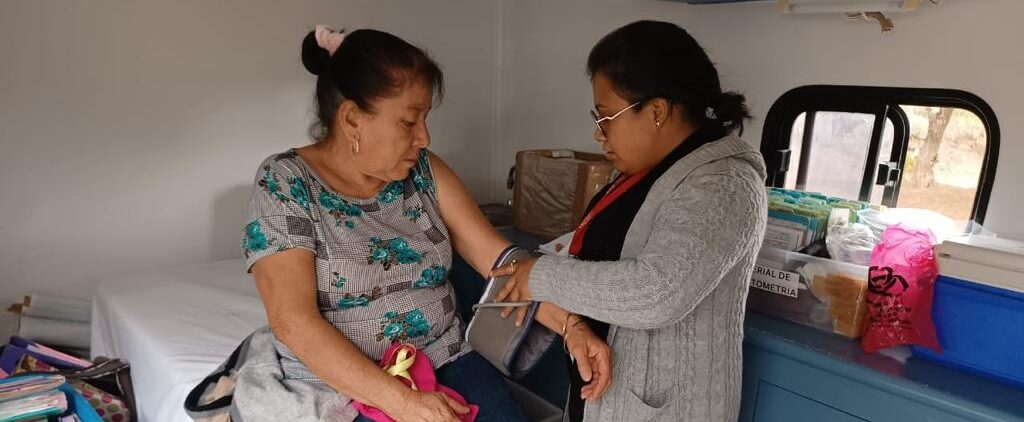 GOBIERNO DEL ESTADO ACERCA ATENCIÓN MEDICA A ZONAS MARGINADAS