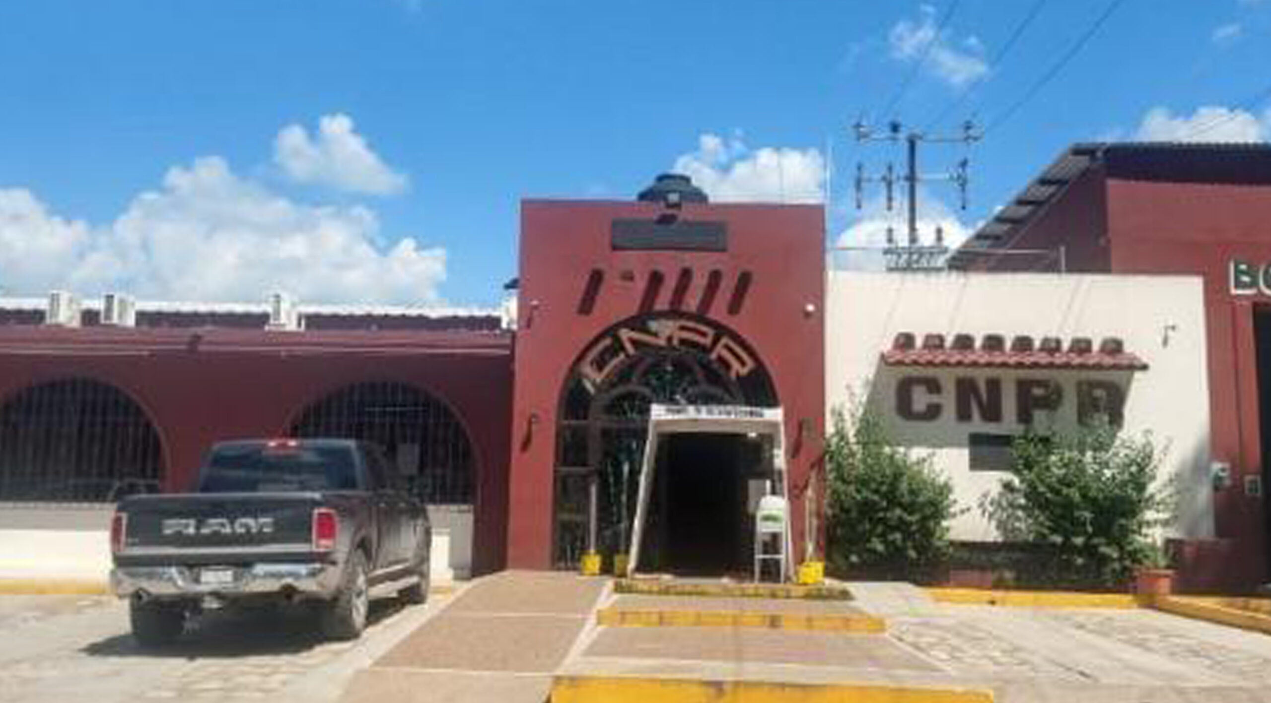 BALEAN A LÍDER CAÑERO EN TAMBACA, TAMASOPO