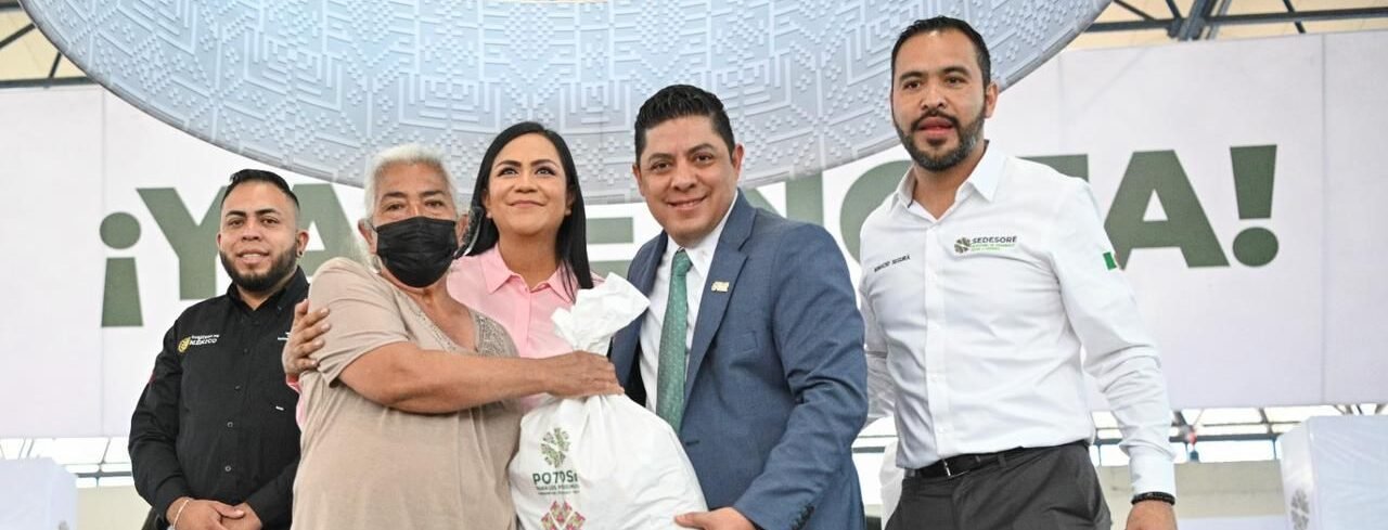 ARRANCA PROGRAMA DE BECAS ALIMENTARIAS 2023