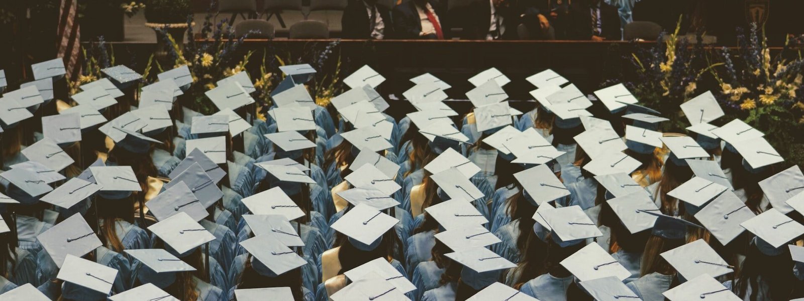 SERVIDORES PÚBLICOS DEL ESTADO TENDRÁN ACCESO A BECAS DE LA UNID