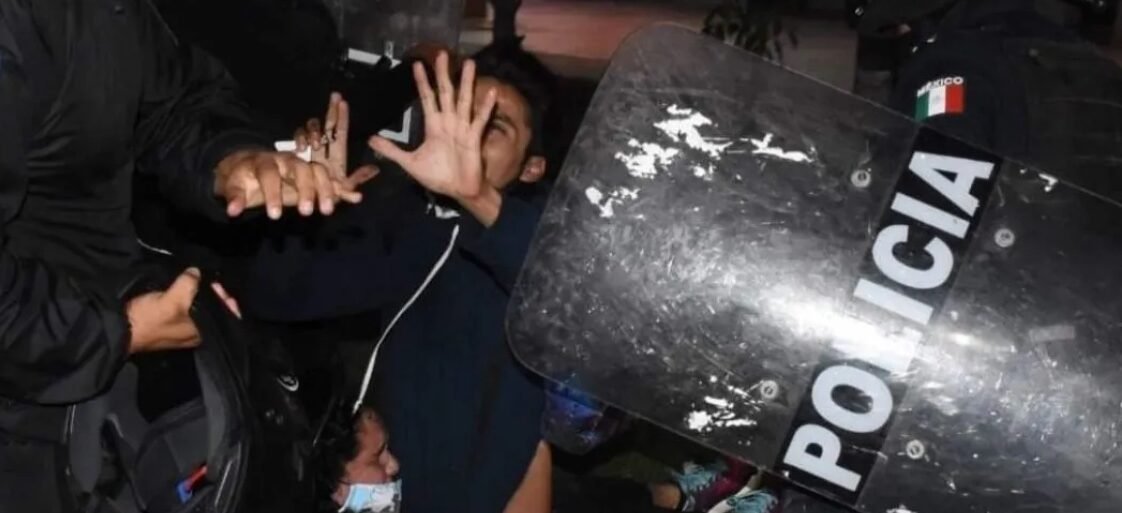 EN 2022, FUERON EMITIDAS 12 ÓRDENES DE APREHENSIÓN CONTRA POLICIAS EN SLP