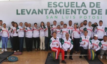 INAUGURAN PRIMERA ESCUELA GRATUITA DE LEVANTAMIENTO DE PESAS