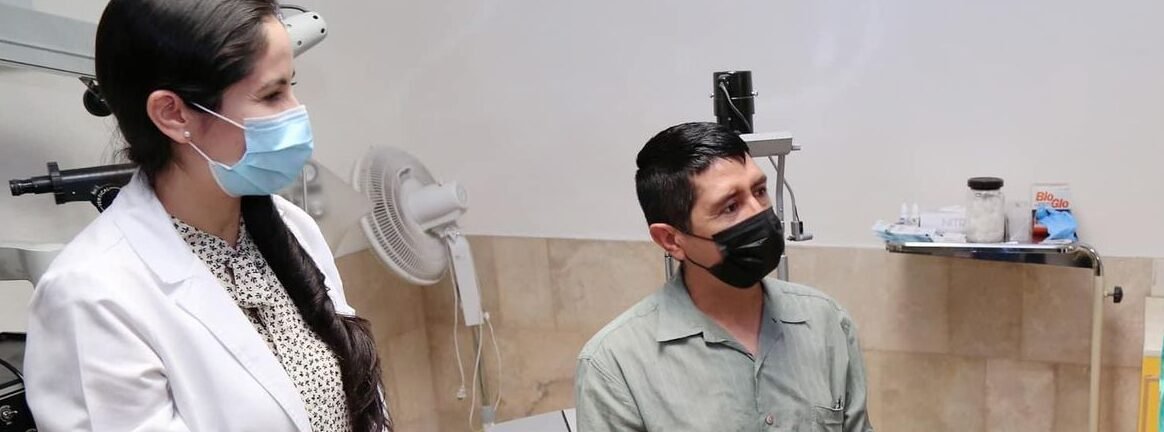 SE REALIZA ENTREGA DE PRÓTESIS OCULARES EN SLP