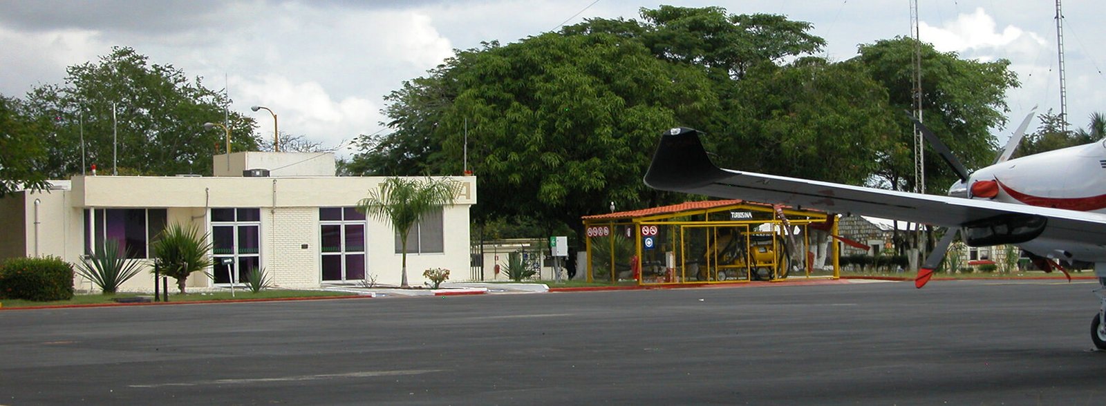 CONFIRMA GALLARDO AMPLIACIÓN DEL AEROPUERTO DE TAMUÍN