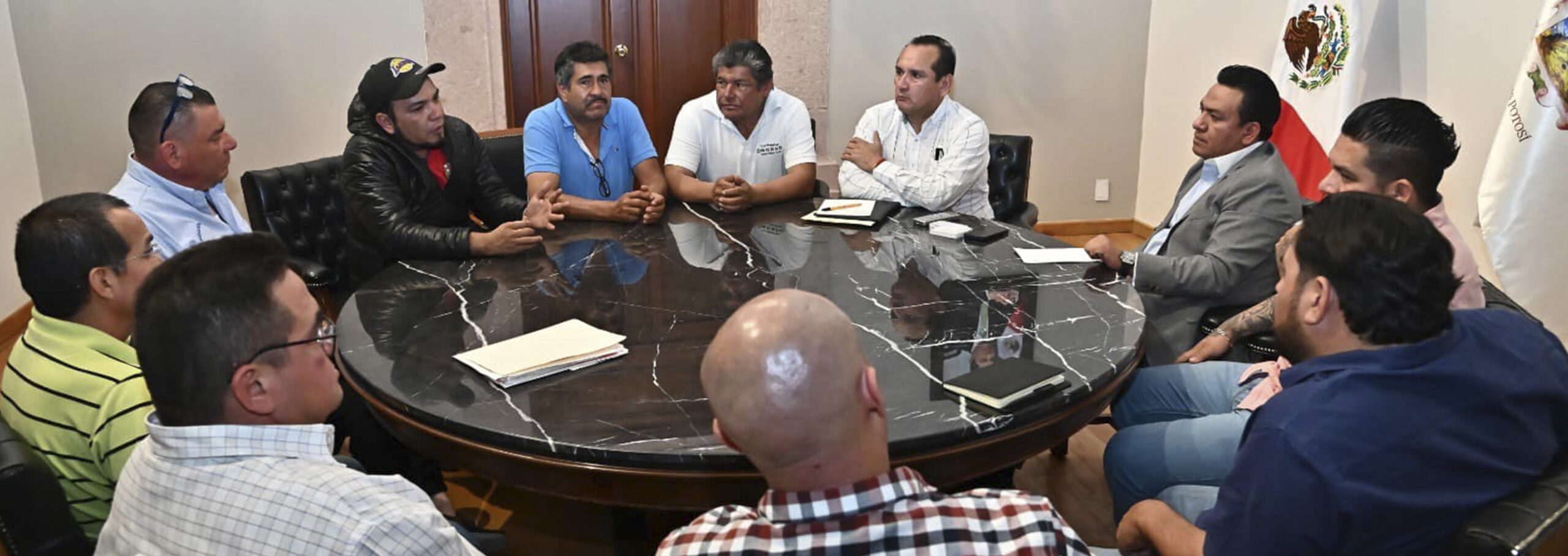 DESCARTAN MANIFESTACIÓN DE TAXISTAS EN SAN LUIS POTOSÍ