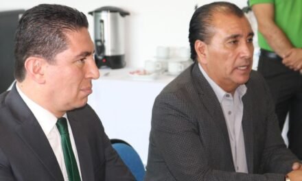 TOMA PROTESTA NUEVO DIRECTOR DE COBACH