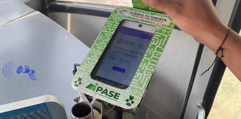 REALIZAN SESIÓN INFORMATIVA CON ESTUDIANTES RESPECTO AL PROGRAMA “MI PASE”