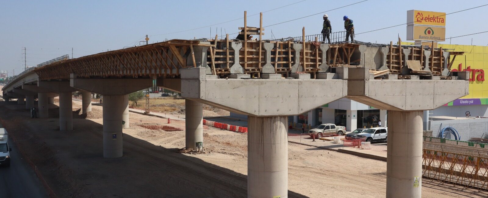 CARRETERA A RIOVERDE REGISTRA 65 POR CIENTO DE AVANCE