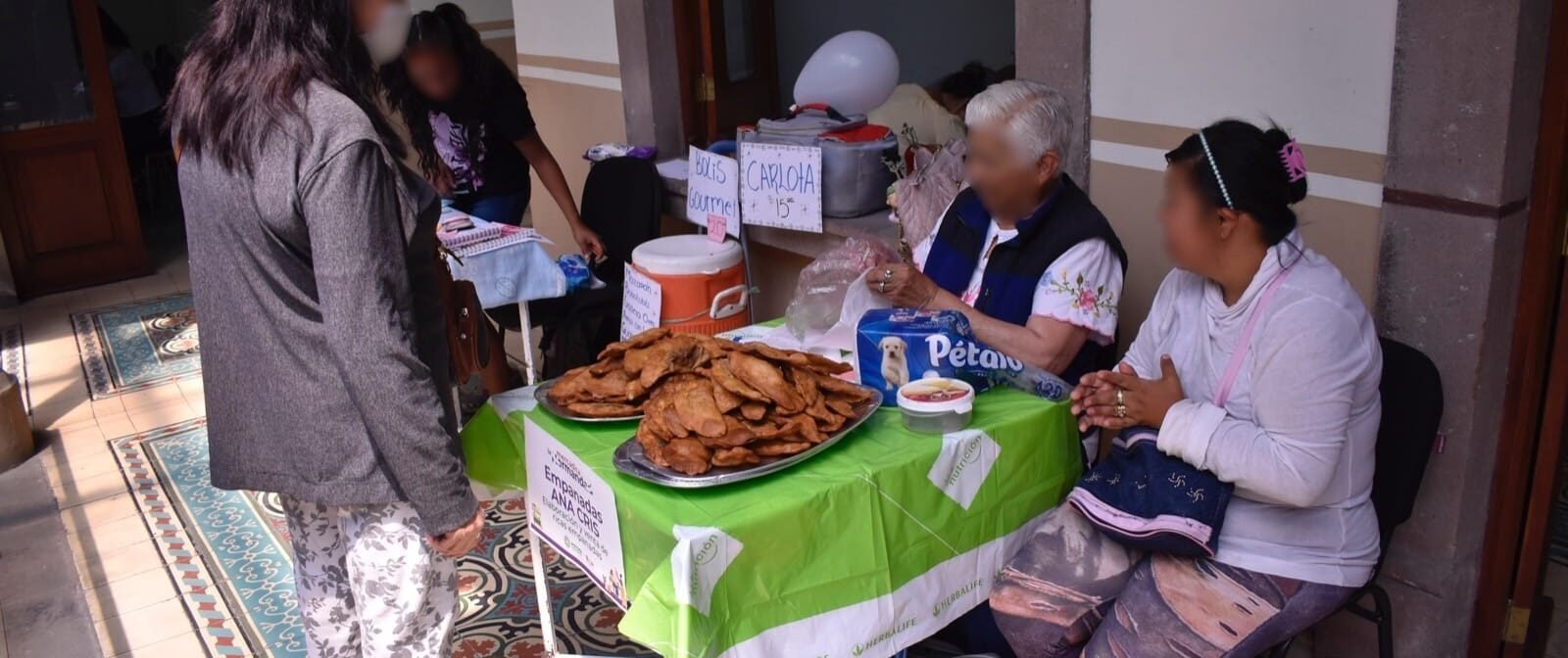 REALIZAN MERCADO PARA EXPOSITORAS LOCALES