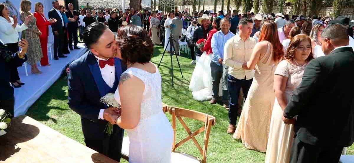 GOBIERNO DEL CAMBIO LOGRA MÁS DE MIL MATRIMONIOS CIVILES EN TODO EL ESTADO