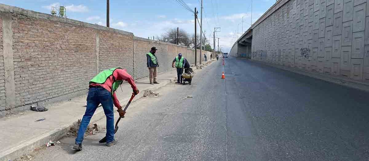 MANTIENE JUNTA ESTATAL DE CAMINOS PERMANENTE LIMPIEZA DEL CIRCUITO POTOSÍ
