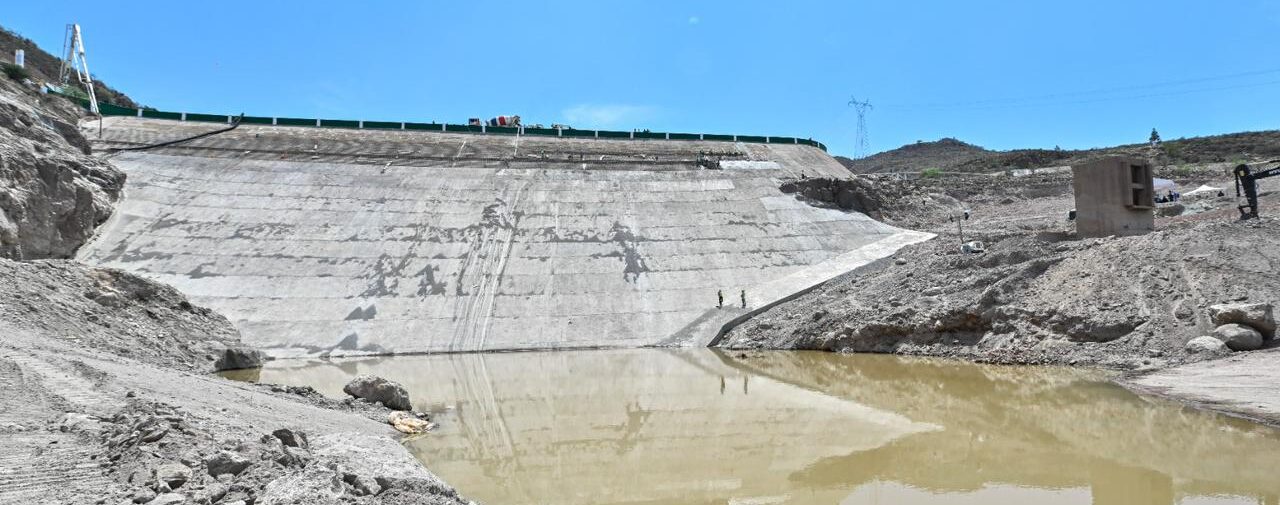 85 POR CIENTO DE AVANCE EN LAS OBRAS DE LA PRESA “EL PEAJE”