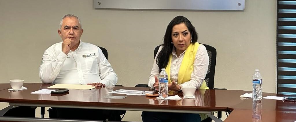 VACANTES PARA ESPECIALISTAS JUBILADOS FORTALECERÁN ATENCIÓN MÉDICA