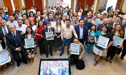 RICARDO GALLARDO ENTREGA PREMIO ESTATAL DE PERIODISMO 2023