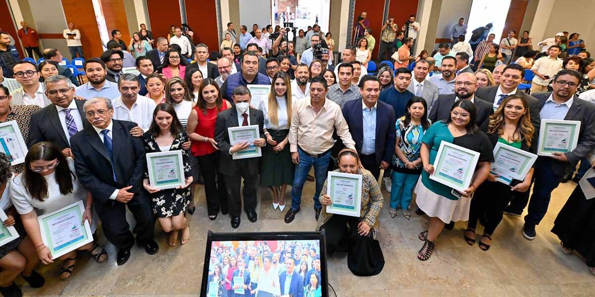 RICARDO GALLARDO ENTREGA PREMIO ESTATAL DE PERIODISMO 2023