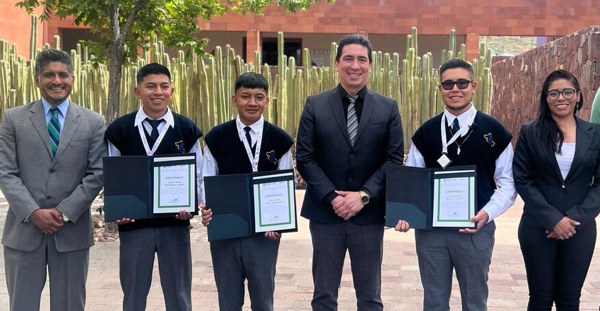 COBACH LOGRA SEGUNDO LUGAR NACIONAL EN FERIA DE CIENCIAS E INGENIERÍAS