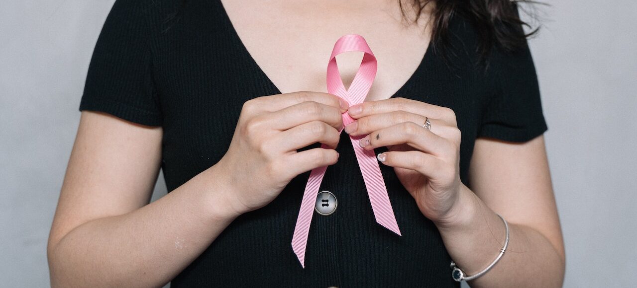 DIFUNDEN MATERIAL EDUCATIVO SOBRE EL CÁNCER DE MAMA