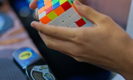 CONCLUYÓ TORNEO ESTATAL DE CUBO RUBIK