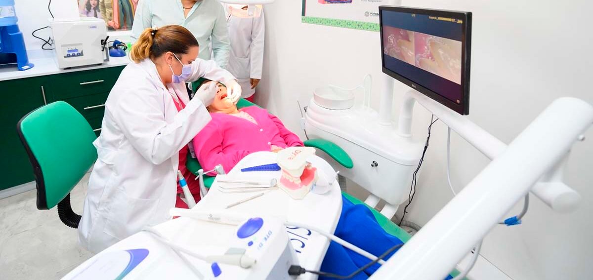 INAUGURAN PRIMERA CLÍNICA ROSA DE LA ZONA METROPOLITANA