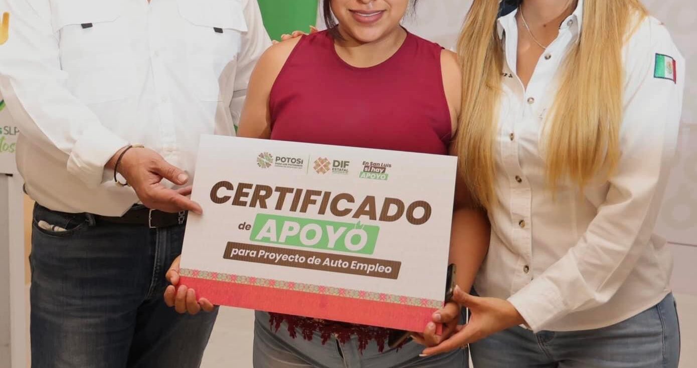 ENTREGA ESTADO MAQUINARIA Y HERRAMIENTAS EN APOYO AL AUTOEMPLEO
