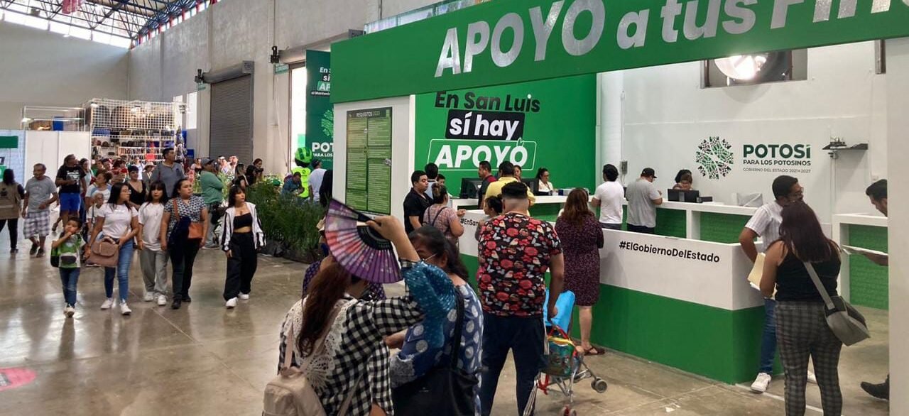 ESTADO BRINDA APOYO DURANTE LA FENAPO CON PLACAS Y LICENCIAS GRATUITAS