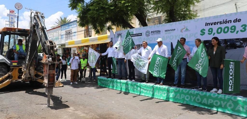 INICIA RECONSTRUCCIÓN DE VIALIDADES EN EL MUNICIPIO DE VENADO
