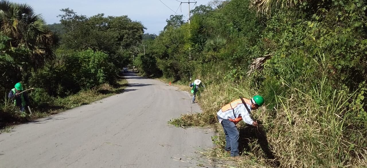 DARÁN MANTENIMIENTO A MUNICIPIOS DE LA HUASTECA EN PREPARACIÓN PARA XANTOLO