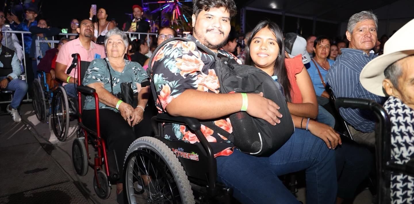 ZONA INCLUSIVA DEL TEATRO DEL PUEBLO DE LA FENAPO TIENE GRAN RECEPCIÓN