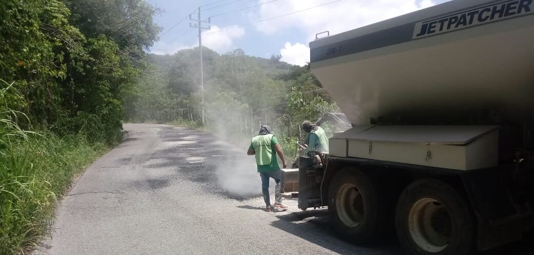 REHABILITAN CAMINO XILITLA – PLAN DE JUÁREZ EN LA HUASTECA POTOSINA