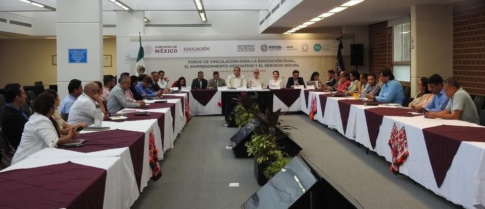 SAN LUIS POTOSÍ FUE SEDE DEL FORO DE VINCULACIÓN PARA EDUCACIÓN DUAL
