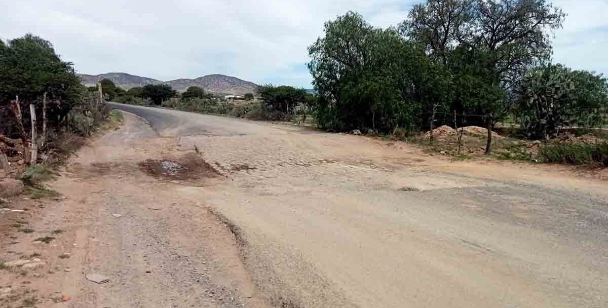REHABILITARÁN OCHO CAMINOS  EN VILLA DE ARRIAGA