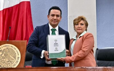 GOBIERNO ESTATAL ENTREGA SEGUNDO INFORME AL CONGRESO