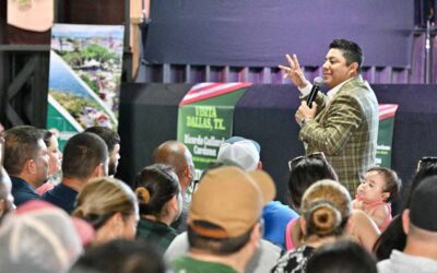 RICARDO GALLARDO LLEVA APOYO A POTOSINOS RADICADOS EN DALLAS