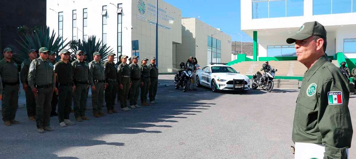 TOMA POSESIÓN AL CARGO NUEVO TITULAR DE LA DIVISIÓN CAMINOS