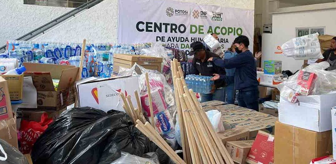 PATRONATO DE LA FENAPO ENTREGA APOYOS PARA AFECTADOS DE GUERRERO