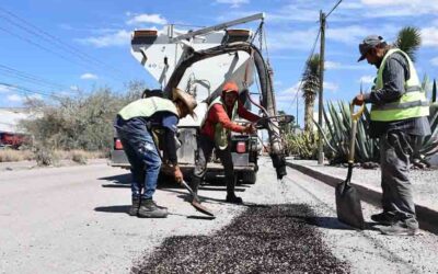 DAN MANNTENIMIENTO A CAMINOS DE 20 MUNICIPIOS