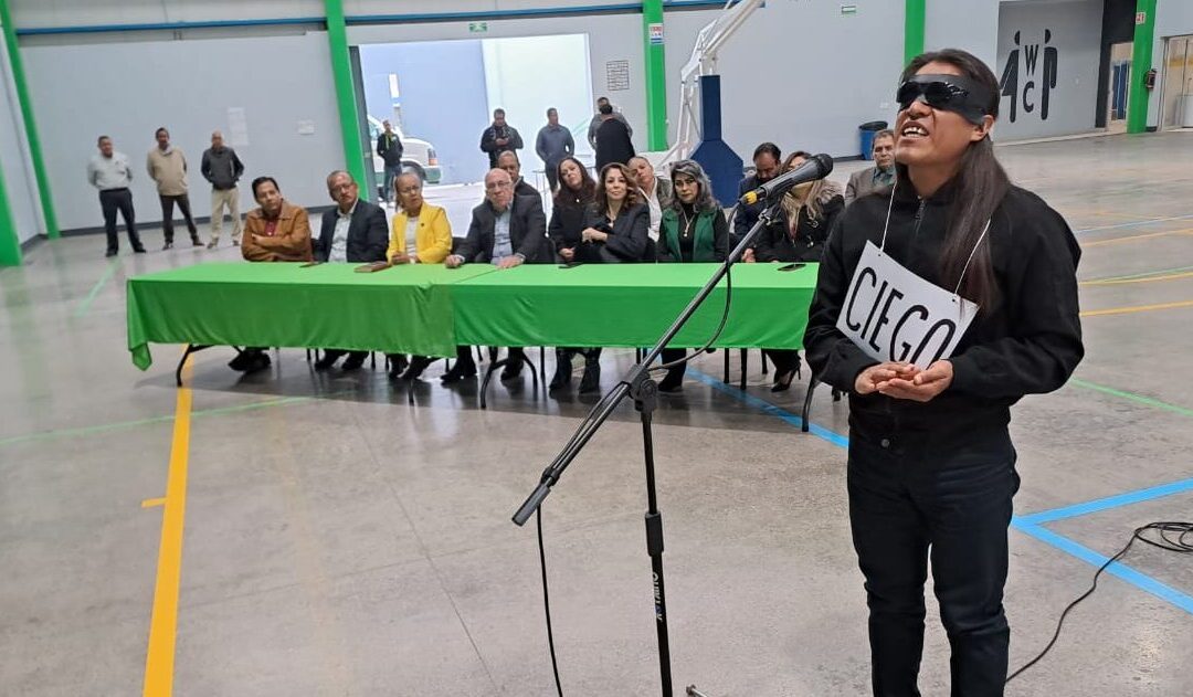 DOCENTES DE EDUCACIÓN ARTÍSTICA SON CAPACITADOS EN INCLUSIÓN