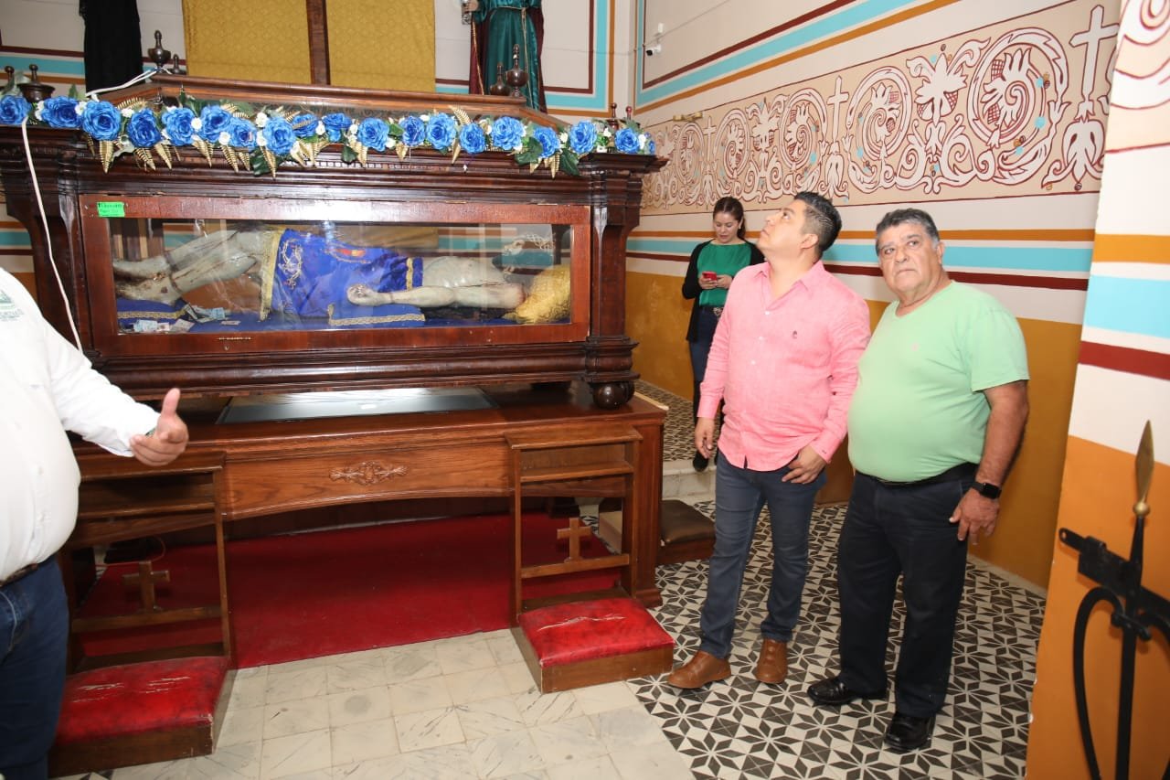 RICARDO GALLARDO RESCATARÁ TEMPLO DE ALAQUINES