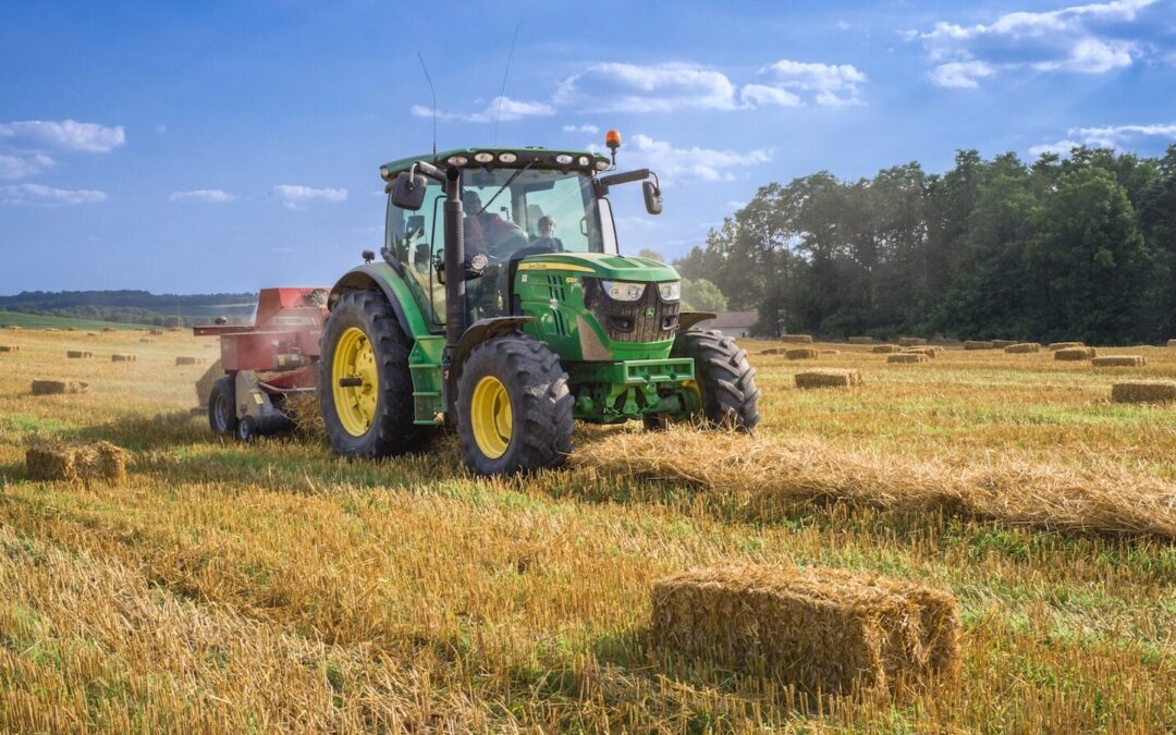 ENTREGAN MAQUINARIA A PRODUCTORES DEL CAMPO DEL ALTIPLANO
