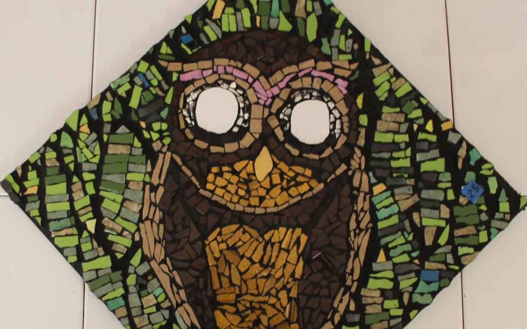 REALIZAN TALLER “LOS NIÑOS MOSAIQUEROS” EN EL CAS RAFAEL NIETO