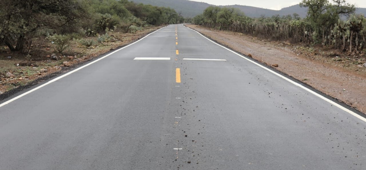 ENTREGAN NUEVOS CAMINOS EN VILLA DE REYES