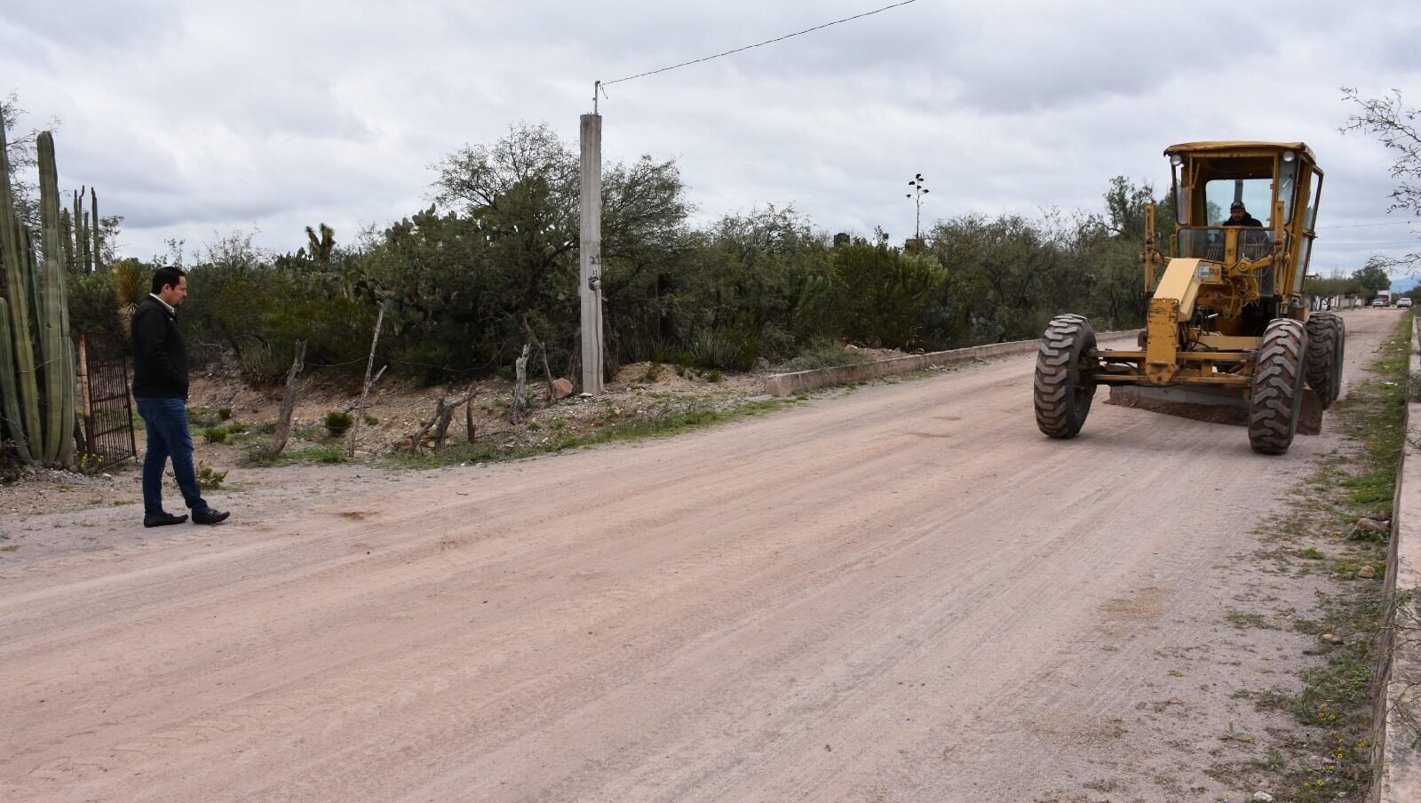 REALIZAN LABORES DE CONSERVACIÓN EN CAMINOS DE LA DELEGACIÓN DE BOCAS
