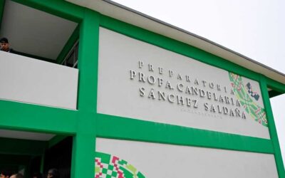 ENTREGAN NUEVA PREPARATORIA EN MATEHUALA