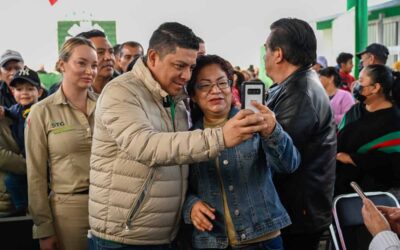 SOLEDENSES AGRADECEN A RICARDO GALLARDO POR MÁS APOYO EN OBRAS