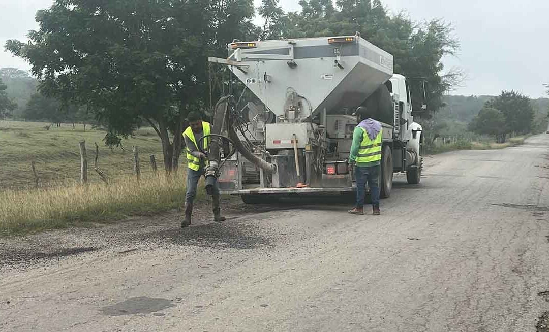 EN ESTE MES CONCLUYEN ACCIONES DE CONSERVACIÓN DE CAMINOS EN TAMUÍN