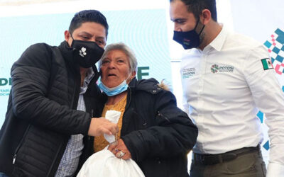 PREPARAN LA SEGUNDA ENTREGA DE BECAS ALIMENTARIAS EN SLP