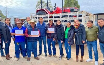 ESTADO ENTREGÓ CHEQUES PARA GANADERÍA, EQUIPOS Y HERRAMIENTAS, POR MÁS DE NUEVE MILLONES DE PESOS