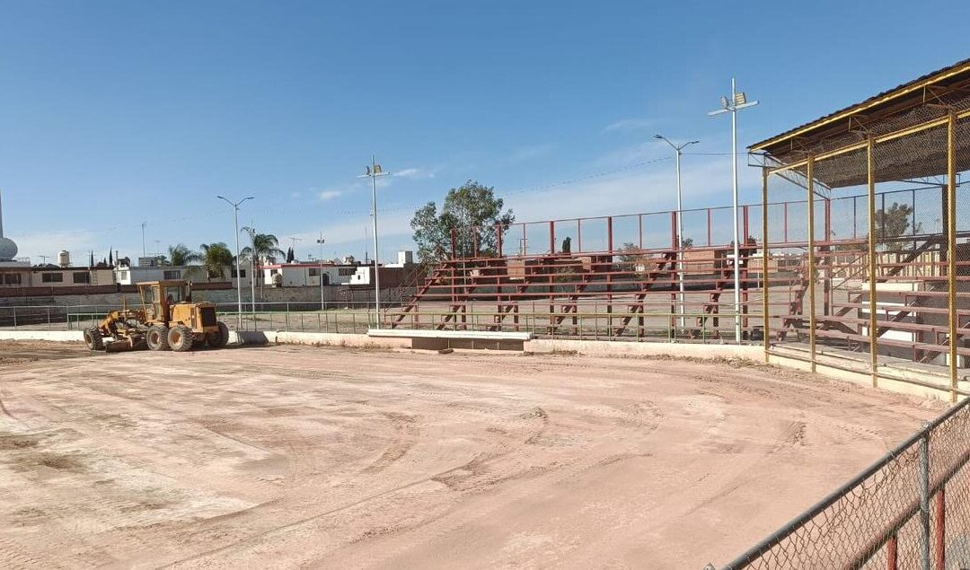 DAN MANTENIMIENTO A UNIDAD DEPORTIVA ADOLFO LÓPEZ MATEOS